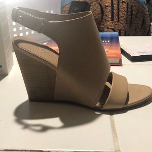 Vince wedge heel size 9